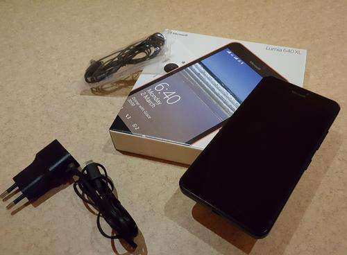 Microsoft Lumia 640 XL (Matte Black)