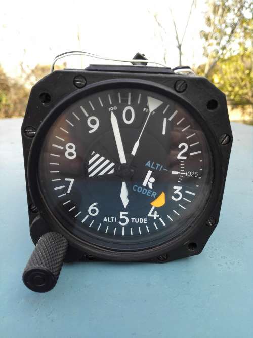 Aircraft altimeter