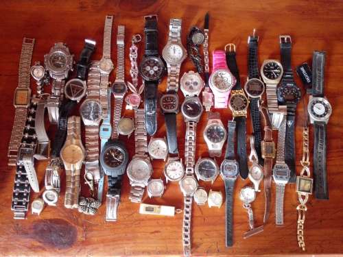 WATCHES FOR REPAIR/SPARES- 1 BID TAKES ALL!