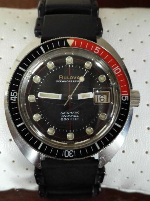 70'S BULOVA OCEANOGRAPHER AUTOMATIC SNORKEL 666ft STEEL DIVERS WATCH