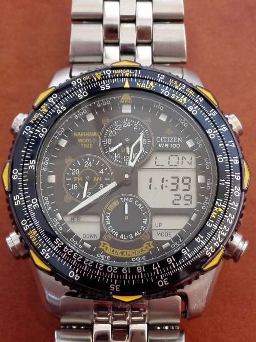 RARE CITIZEN NAVIHAWK WORLD TIME "BLUE ANGLES" WATCH