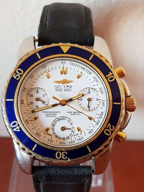 SECTOR SGE 300 MEN'S WATCH-- RUNNING BUT NEEDS SERVICE/REPAIR