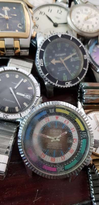 VINTAGE MEN'S WATCH LOT FOR REPAIR/SPARES- HIGHEST BID TAKES ALL