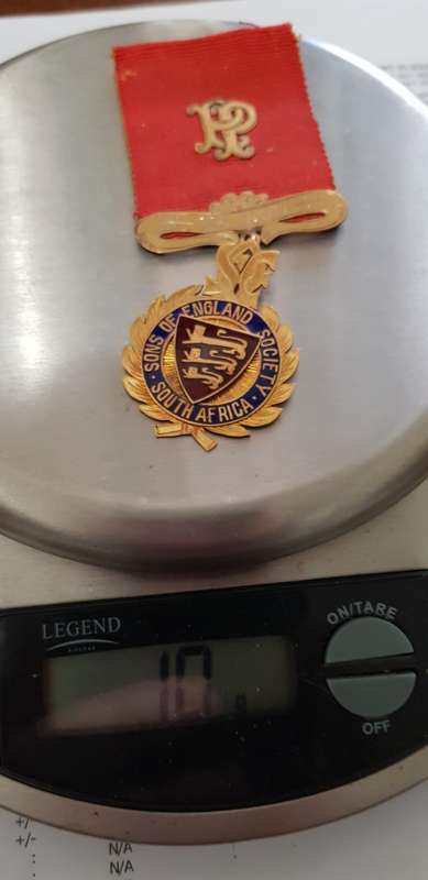 9ct GOLD MEDAL (10g) FROM 1929- SONS OF ENGLAND SOCIETY SOUTH AFRICA