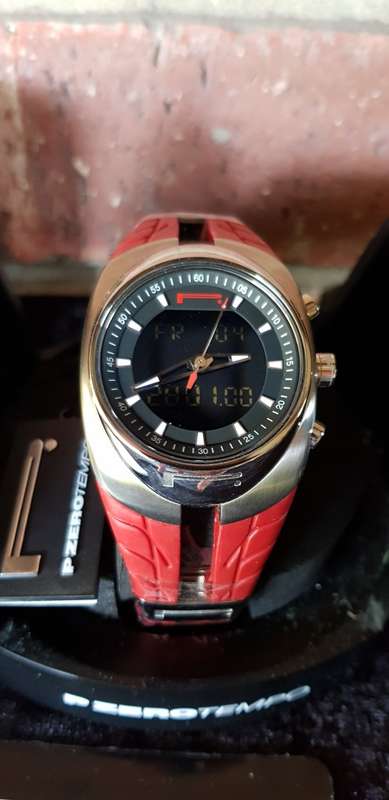 PIRELLI PZERO TEMPO MEN'S WATCH- NEW WITH BOXES AND PAPERS