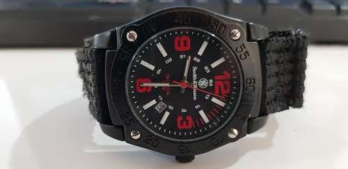 SMITH and WESSON TACTICAL MEN`S WATCH