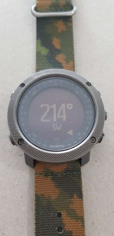 SUUNTO TRAVERSE ALPHA WITH 2 CHARGING CABLES