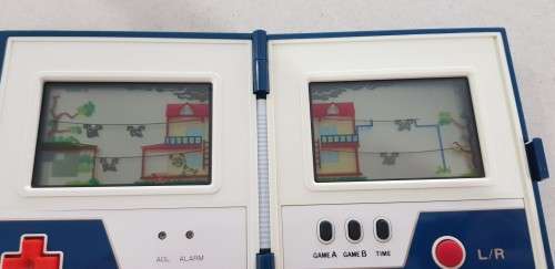 VINTAGE NINTENDO RAIN SHOWER GAME AND WATCH LP-57