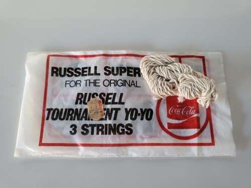 VINTAGE RUSSELL YOYO TOURNAMENT STRINGS X3 IN ORIGINAL PACKAGING