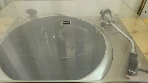 Sony PS-111 Turntable in Working order