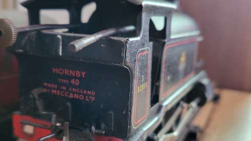 HORNBY CLOCKWORK Train Set in TIN  no 41 by MECCANO