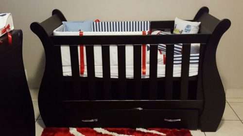 Sleigh Cot Duw 07