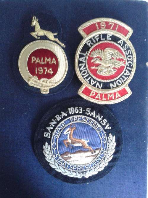 N.R.A. CLOTH BADGES low start