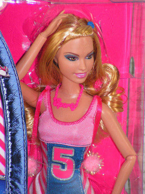 BNIB Fashionistas Summer doll (Barbie's friend) made by Mattel