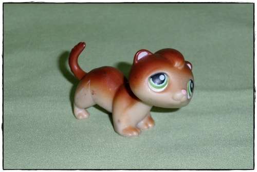 Littlest Pet Shop Ferret made by Hasbro