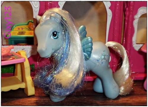 My Little Pony G3 Silver Glow Pegasus made by Hasbro