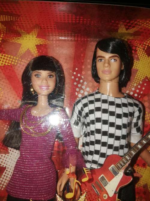 BNIB Camp Rock Singing Mitchie and Shane Doll Set made by Mattel