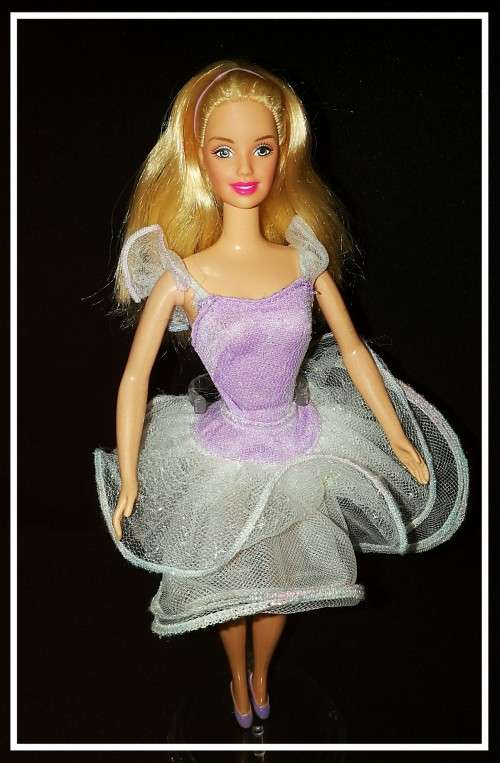 Ballerina Barbie doll made by Mattel
