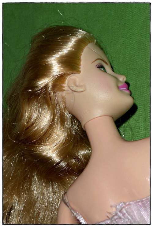 **BARBIE MOVIE MANIA!** Nutcracker "Clara"/Barbie doll made by Mattel