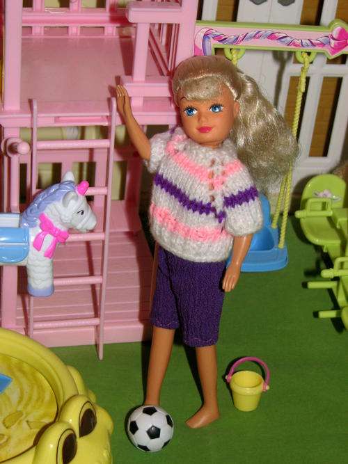 Stacie-sized (Barbie's sister) doll made by Mattel