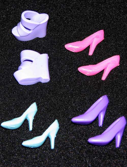 Barbie Shoes (Lot 4)
