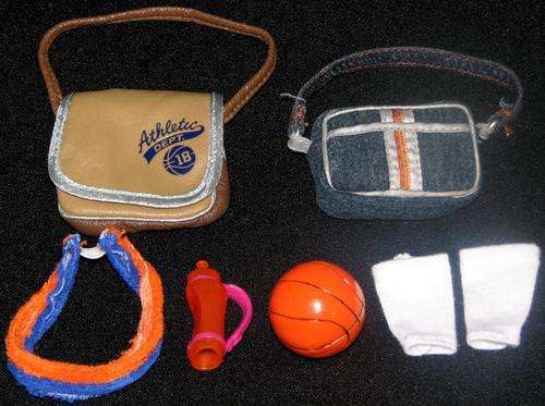 Barbie/Bratz doll Accessories (Lot 15)