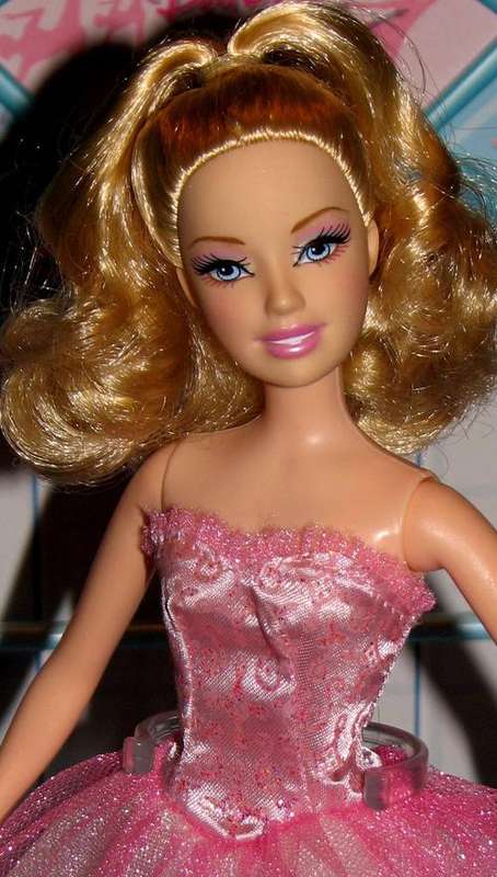 Ballerina Barbie doll made by MATTEL