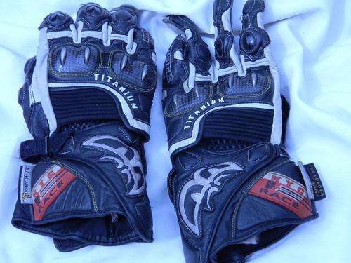 Berick Titanium Racing Kangaroo Leather gloves