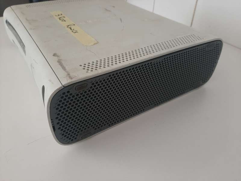XBOX 360 not working ( Three red rings )