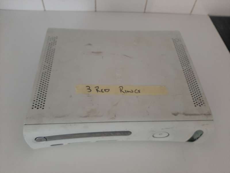XBOX 360 not reading disks