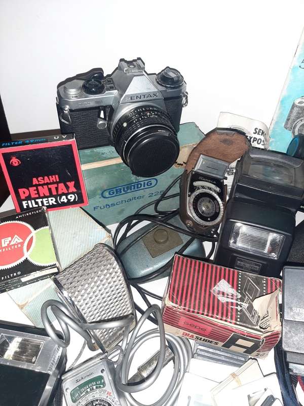 Camera and Photography Bulk Auction