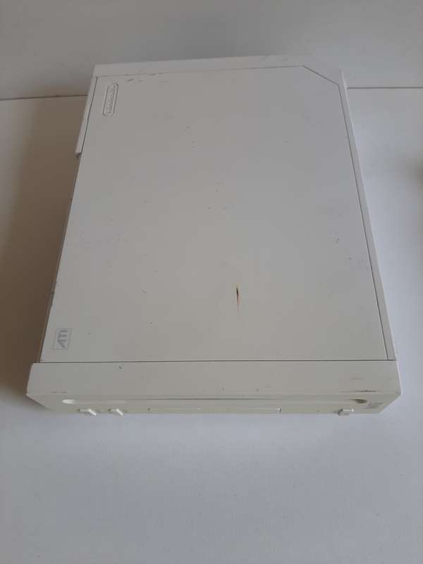 Nintendo Wii + 2X WII controller + 1 Nunchuk + NEW Video cable + NEW Power supply + Sensor Bar