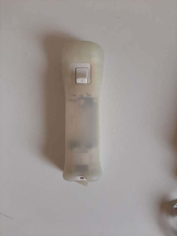 Nintendo Wii + 2X WII controller + 1 Nunchuk + NEW Video cable + NEW Power supply + Sensor Bar