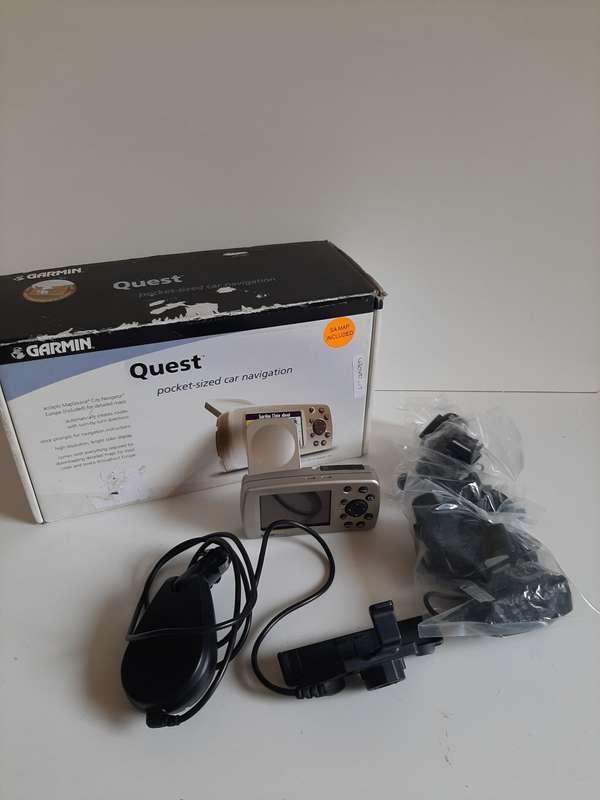 Garmin Quest in the box ( Not Switching on )