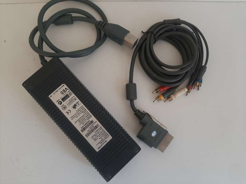 Microsoft 360 power supply and video cable
