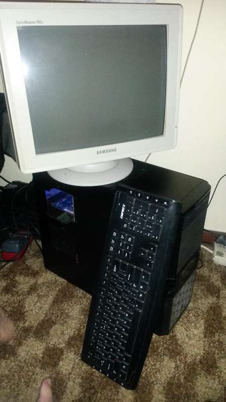 Desktop Computer with 4-in-1 HP Printer + Extras