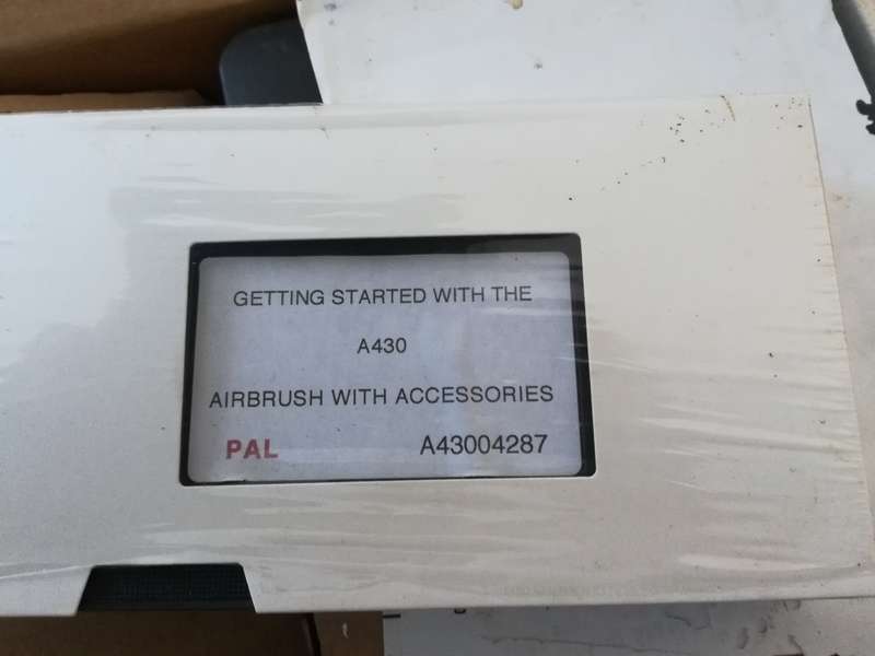 A4305 Airbrush Set for professionals.