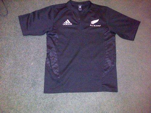 All Blacks Rugby Jersey 2005 - Signed by Dan Carter