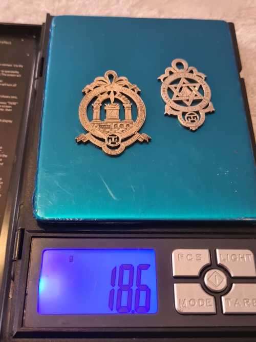 Sterling silver Freemasons medallion