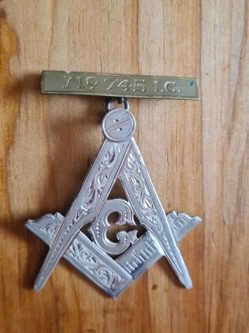 Sterling silver Freemasons medallion