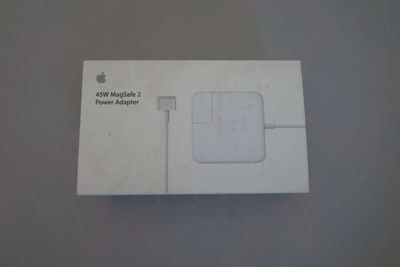 Apple Macbook 45W MagSafe 2 Power Adapter