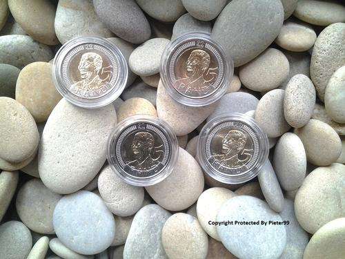 ** 2008 Nelson Mandela 90th Birthday R5 Coin - UNC - Capsulated **