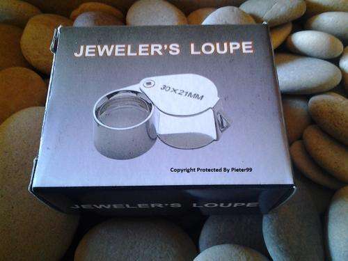 Jewellers Loupe - Great for inspecting Coins - 30 x 21mm Zoom