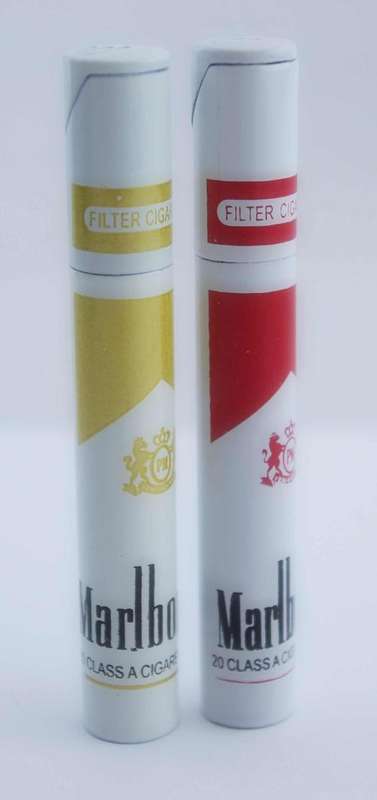 MARLBORO CIGARETTE LIGHTER