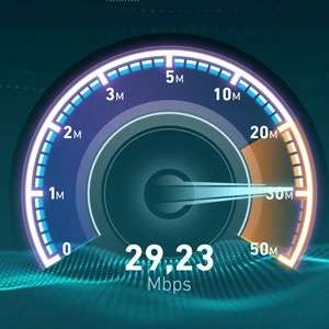 B315 LTE ROUTER +FREE B315 BATTERY PACK(SEALED)