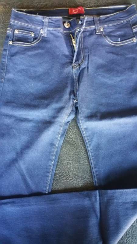 LEVI STRAUSS - Womens Skinny Jeans - W38 - Brand New