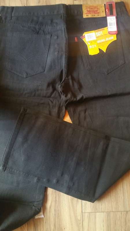 LEVI STRAUSS - 501 - Mens Jeans - W38L34 - Brand New