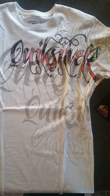 ORIGINAL - QUICKSILVER T-Shirt - Medium - Brand New