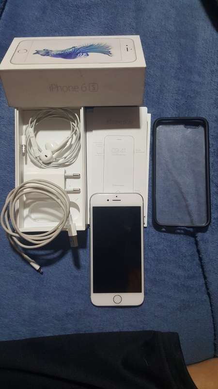 iPhone 6s 16gb Silver - Box - WARRANTY - Free cover