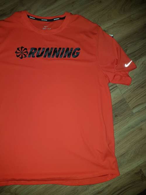 ORIGINAL - NIKE - (DRI-FIT) - Large - Brand New